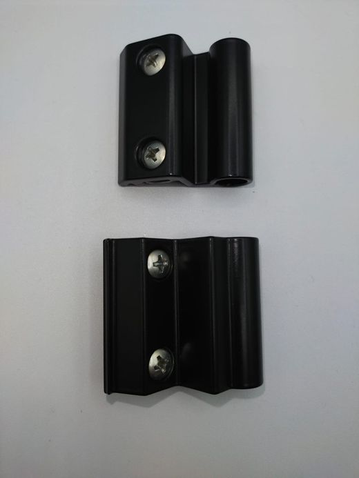 Dobradiça da 3ª carena direita/esquerda.