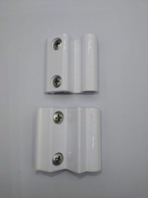 Dobradiça da 3ª carena direita/esquerda.