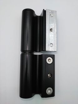 Dobradiça da porta esquerda Taurus.