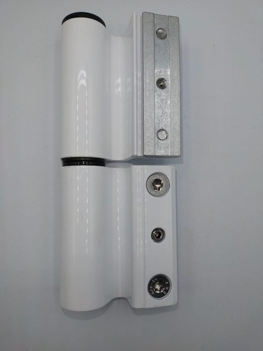 Dobradiça da porta esquerda Taurus.