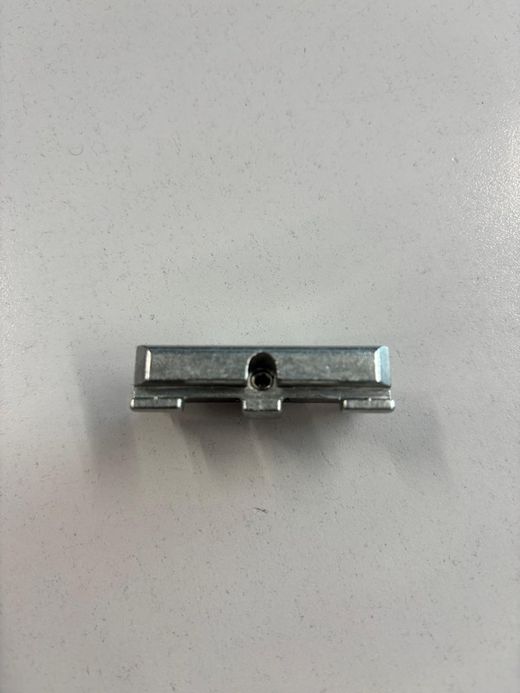CERRADERO LATERAL CLIPABLE NR 355/356 ALU NT