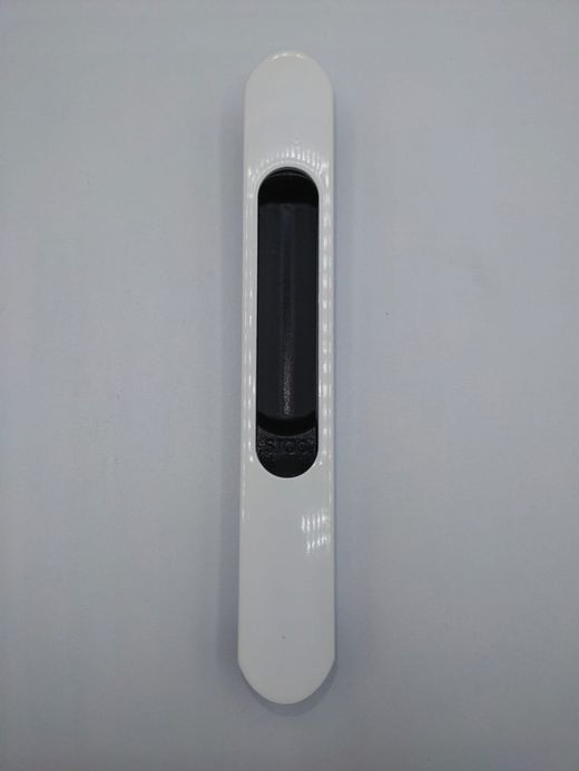 Fermeture à incrustation mini fenix à auto-assemblage.