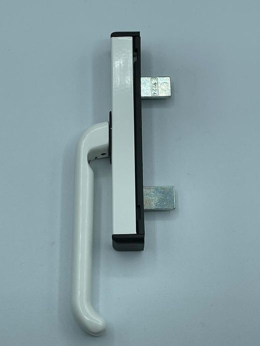 Ouverture extérieure du coupé Crémone.