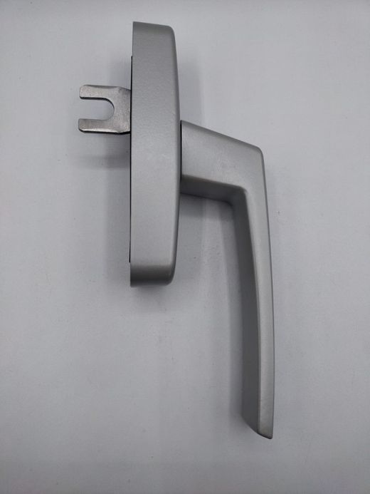 Cremona oscilante cúbica com tampa