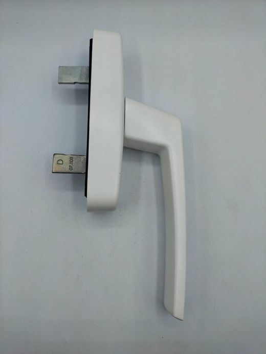 Crémone cubique praticable à 2 pales