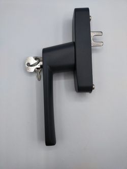 Crémone oscillante Sirius avec clé