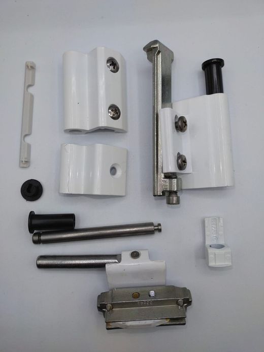 Jeu de charnières pivotantes de 80 kg.