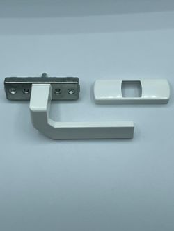 Poignée Kora déplacée grande plaque - à droite.