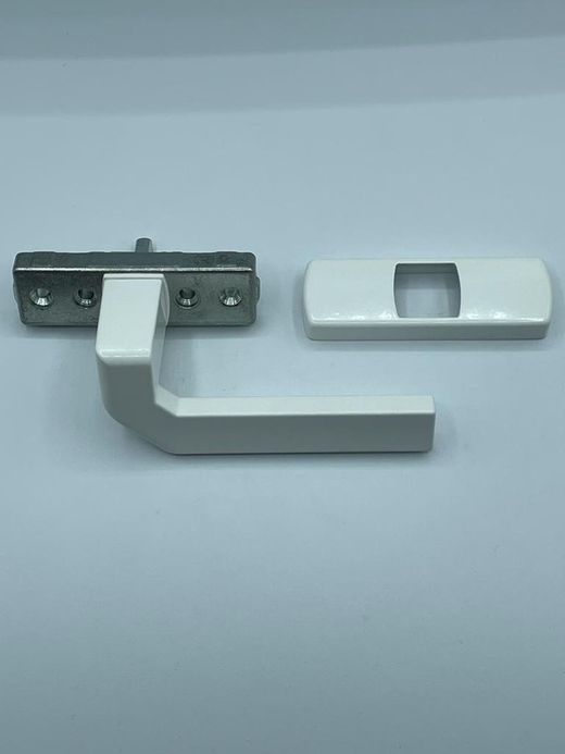 Poignée Kora déplacée grande plaque - à droite.