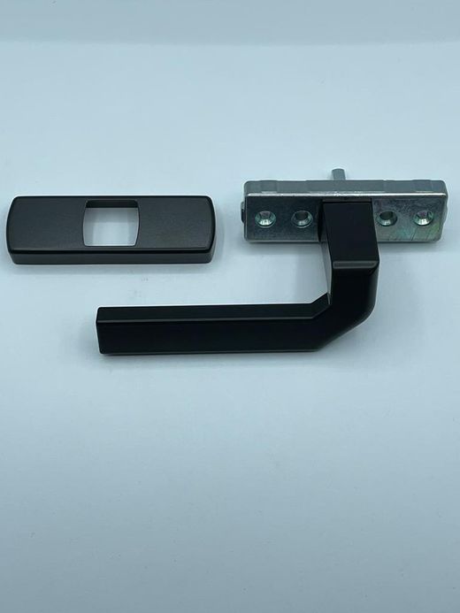 Poignée Kora déplacée grande plaque - gauche.