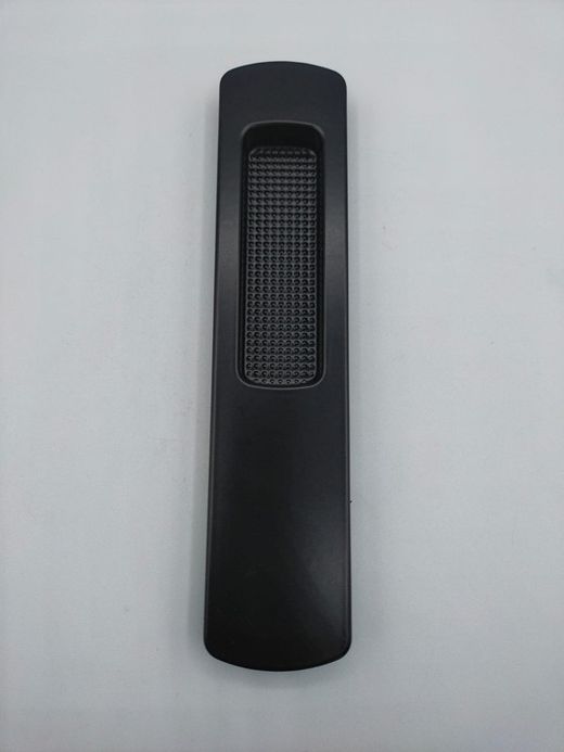 Clou élevant les oreillettes.