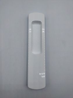 Clou élevant les oreillettes.