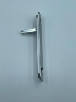 Porte-clou encastré pour multipoint.